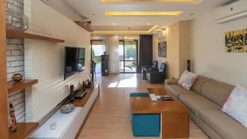 Standard Apartment, 3 Bedrooms, Garden Area | In-room safe, iron/ironing board, free WiFi