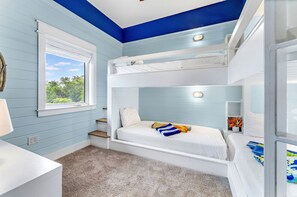 5 bedrooms, desk, iron/ironing board, free WiFi