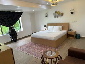 1 bedroom, individually decorated, individually furnished, desk - The Address Hotel (Abuja)