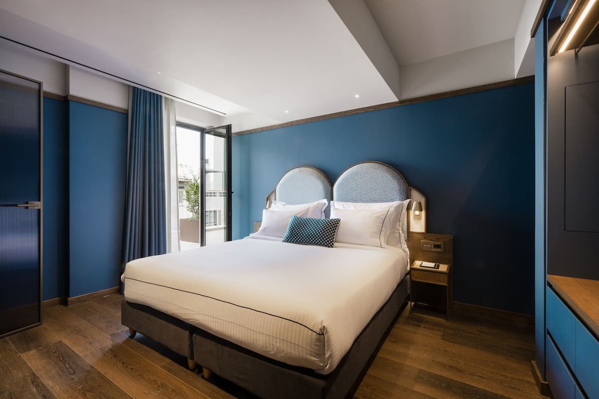Suite | 1 bedroom, premium bedding, down duvets, minibar