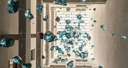 Mitsis N'U Piraeus Port