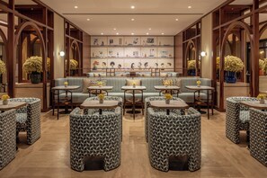 Restaurant - Mitsis N'U Piraeus Port  (Piraeus)