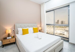 Design Apartment | 1 bedroom, iron/ironing board, free WiFi - Tanin-Beautiful and Modern Apartment with Huge Space (Dubai)