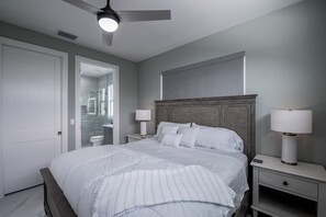 4 habitaciones, tabla de planchar con plancha, cuna de viaje y wifi 