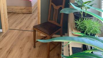 1 bedroom, iron/ironing board, travel crib, WiFi