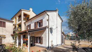 บริเวณภายนอก