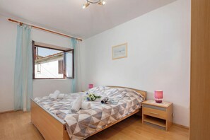 Family House, 2 Bedrooms, Microwave (Lovely House Luiza) | 2 bedrooms, iron/ironing board, free WiFi, bed sheets