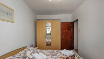 Family House, 2 Bedrooms, Microwave (Lovely House Luiza) | 2 bedrooms, WiFi