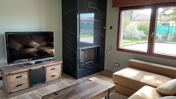 Een flatscreentelevisie