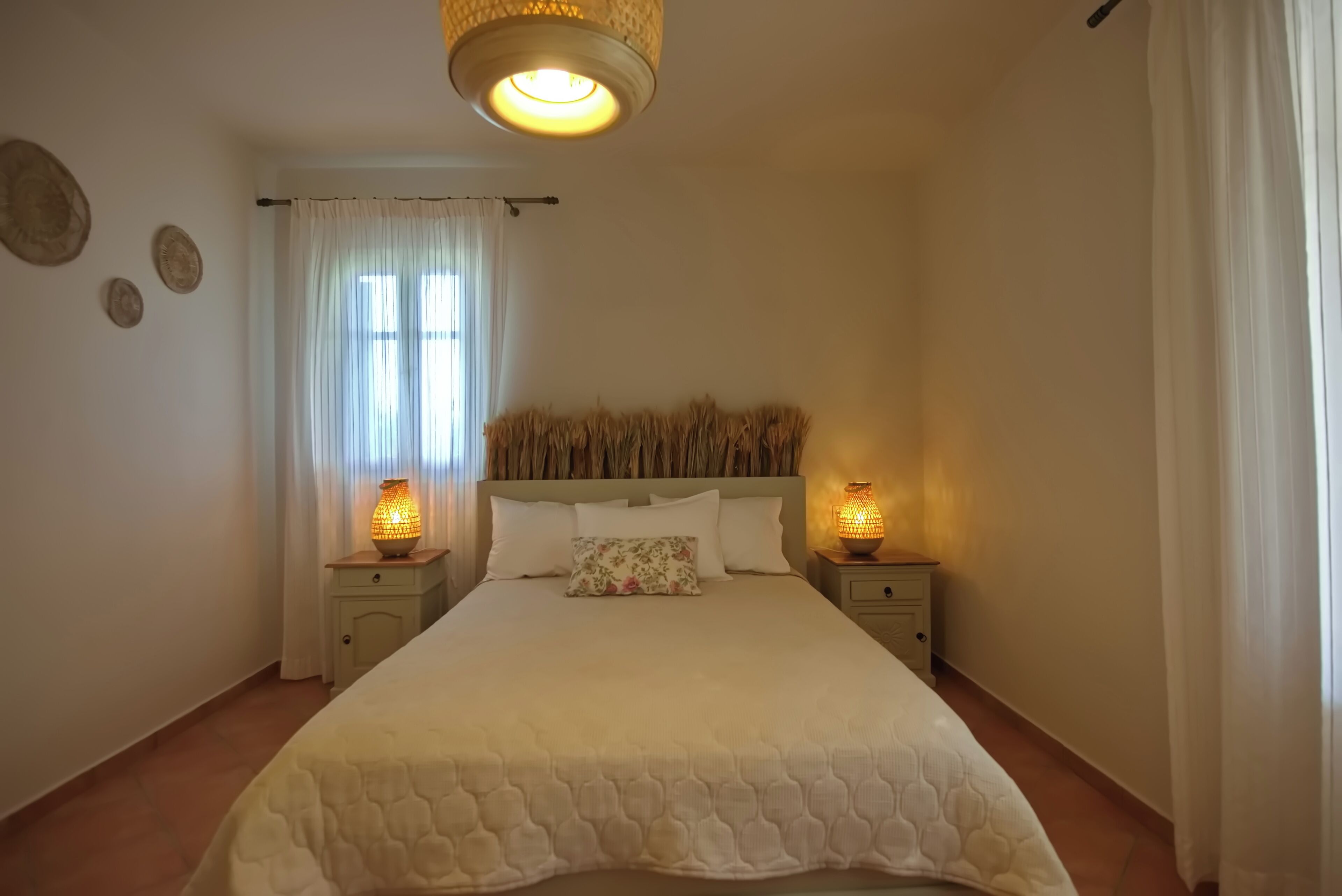 House | Soundproofing, iron/ironing board, free WiFi, bed sheets
