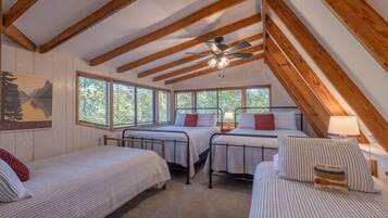 3 bedrooms, WiFi, bed sheets