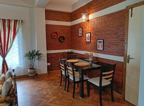Habitació doble o amb dos llits individuals | 1 dormitori i wifi gratuïta 