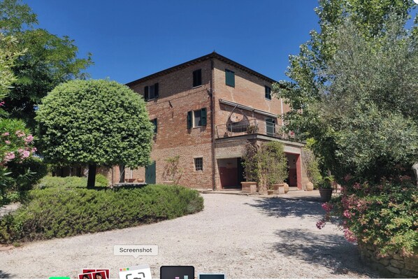 Exterior - Amazing Villa Near The Lake With Pool (Castiglione del Lago)