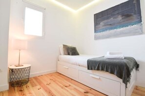 2 bedrooms, iron/ironing board, travel crib, free WiFi