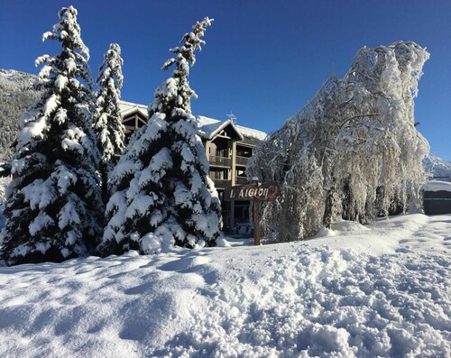 100m from resort center, 2nd floor, balcony, tv, ski locker, 25m², Serre Chevalier