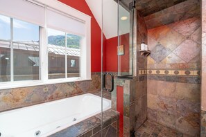 Condo, 3 Bedrooms | Bathroom | Towels