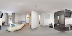 Room 1 | 1 Schlafzimmer, laptopgeeigneter Arbeitsplatz, Verdunkelungsvorhänge
