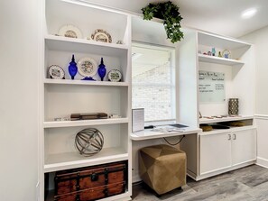 Interior - Nights of Lights! Clean & Close to Everything in St. Augustine! (Saint Augustine South)