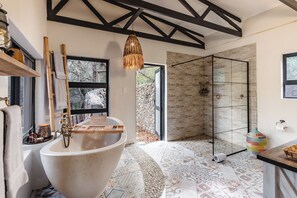 Bathroom - Grace of Africa (Nkomazi)