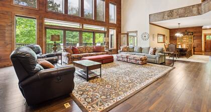Luxury Lodge Sleeps 26 Comfortably at Sapphire Valley Resort