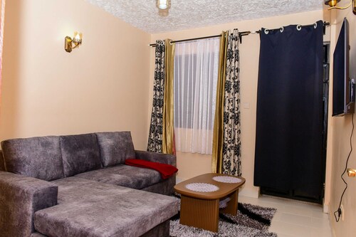 The Lotus Stay-in: Cosy one bedroom in Embu near Java Blue and KSG