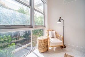 1 bedroom, individually furnished, iron/ironing board, free WiFi