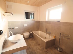 Towels, soap, toilet paper - FeWo Steresa (Meßkirch)