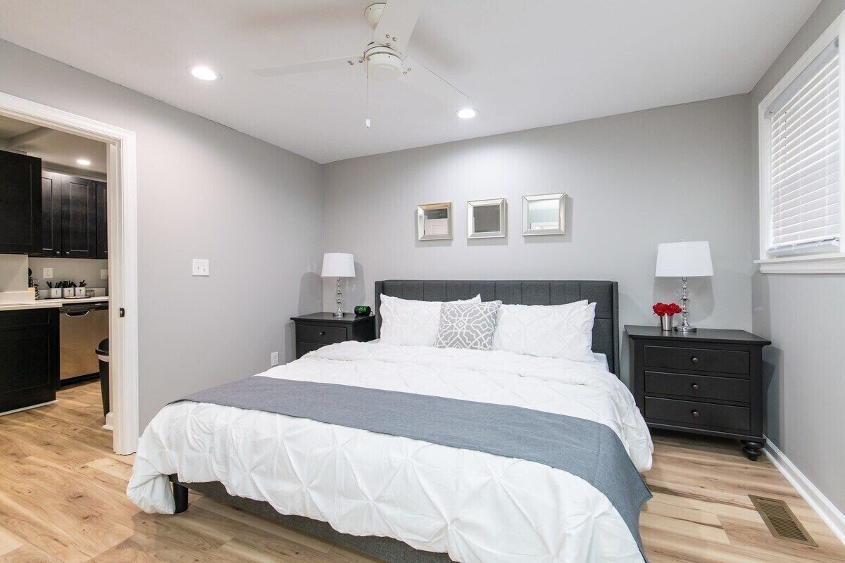 2 bedrooms, iron/ironing board, travel crib, free WiFi