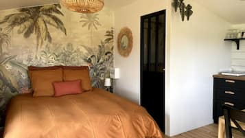 1 bedroom, free WiFi, bed sheets