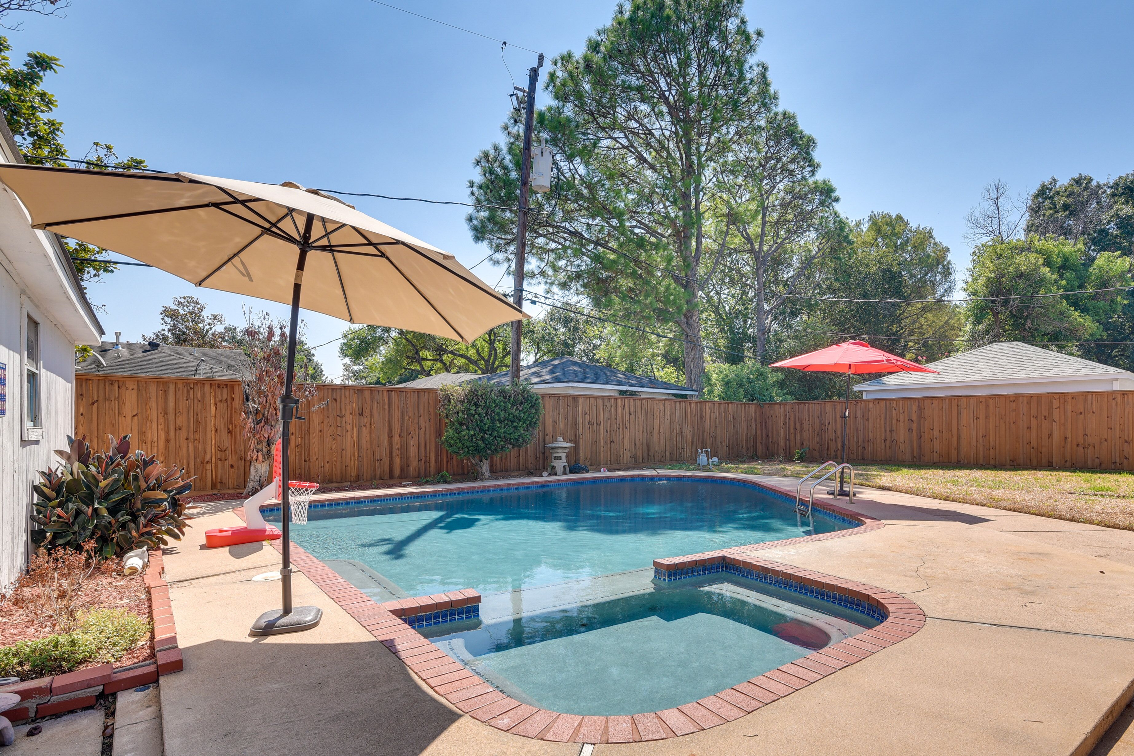 Outdoor pool
