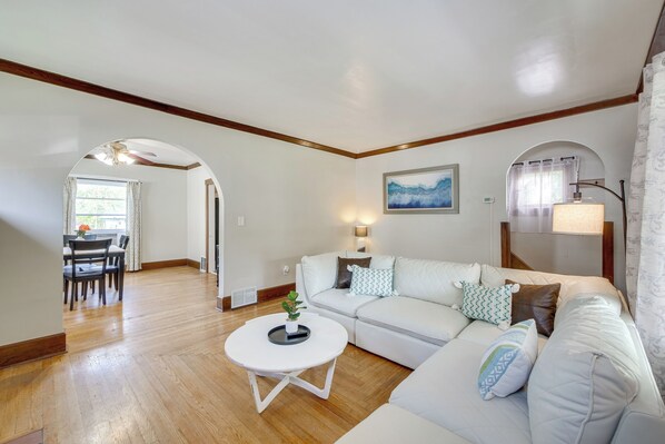 House (2 Bedrooms) | Interior - Welcoming Home in Youngstown w/ Private Backyard! (Boardman)