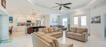 Marco Island Home w/ Hot Tub, Lanai & Yard