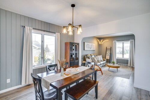 Steps to Lake Michigan: Manitowoc Home w/ Fire Pit