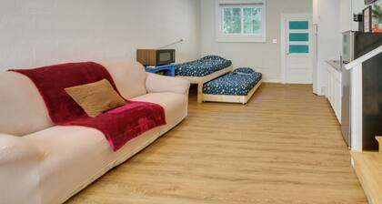 Simple Shelby Vacation Rental Near Park!