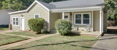 Apartment (1 Bedroom) | Interior