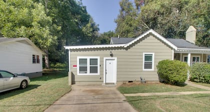 Simple Shelby Vacation Rental Near Park!
