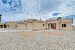 Interior - Patio, Views & Boat Parking: Lake Havasu Home! (Lake Havasu City)