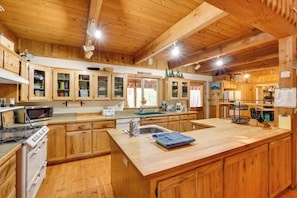 House (1 Bedroom) | Interior