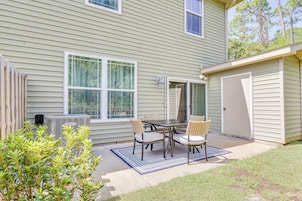 Apartment (4 Bedrooms) | Front of property