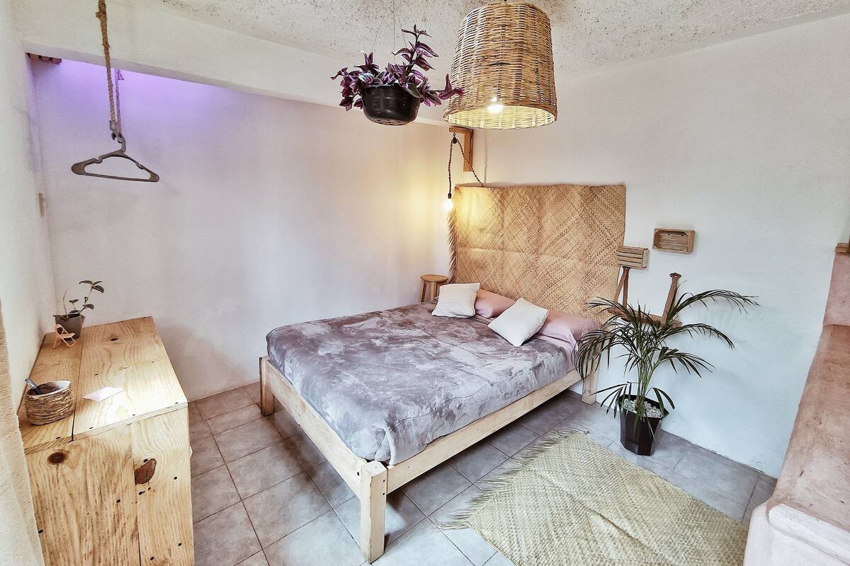 Quarto design | Camas com colchões de espuma com sistema de memória, escrivaninha