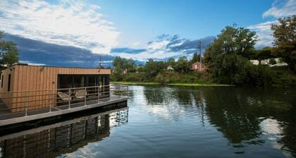 Logement Flottant Atypique "Le Tribord"