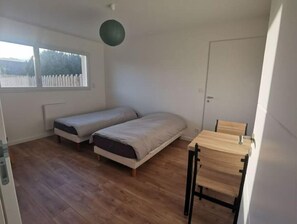 2 chambres, draps fournis