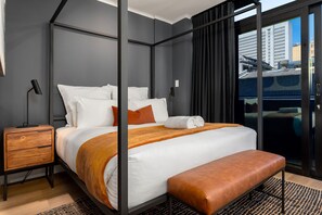 Grand Studio | In-room safe, desk, laptop workspace, iron/ironing board - The Tokyo 307 (Cape Town)