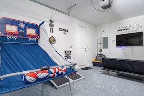 Games room - Sapphire Hideaway at The Enclaves (Davenport)