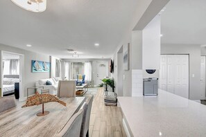 하우스, 침대(여러 개), 수영장 이용, 수영장 전망 (Seacrest Estate) | 내부