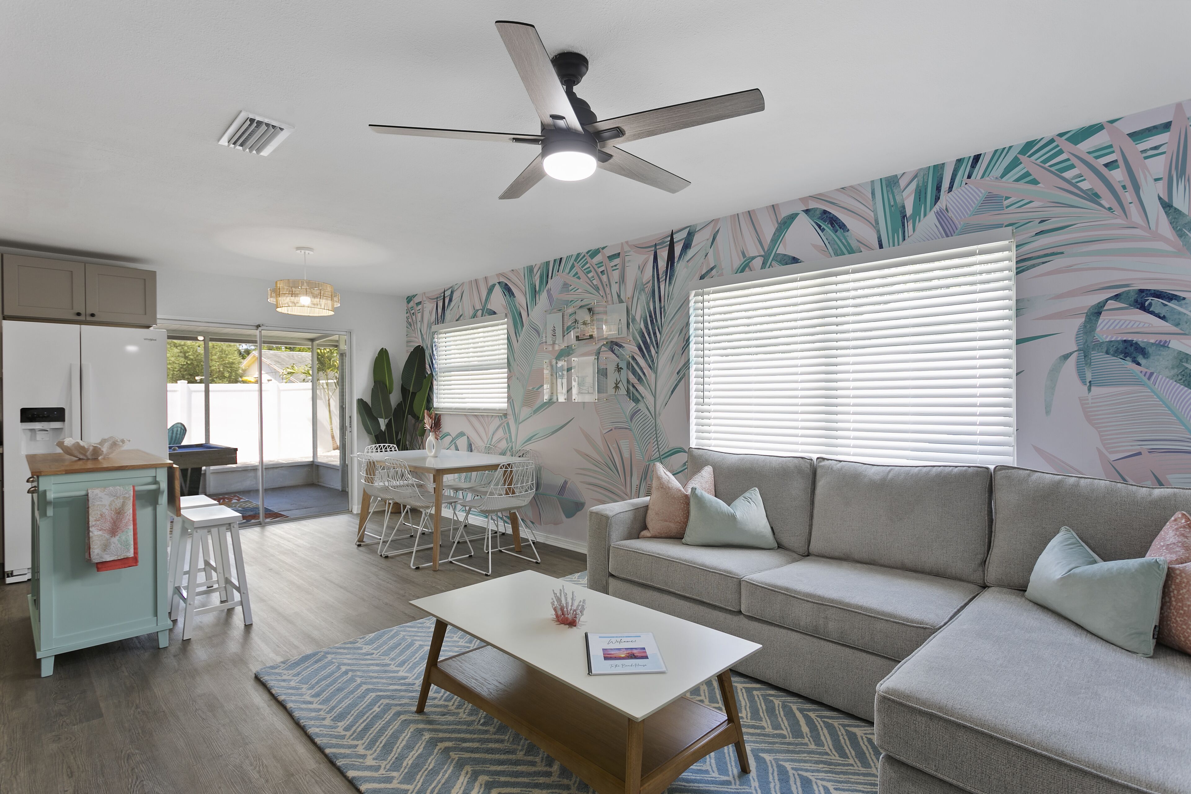 5 Min Beaches~mini Golf~pool Table~pets~king Bed + - Clearwater, FL