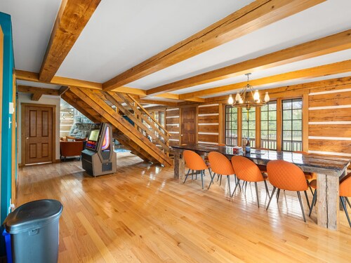 Relax & Rewind : Spacieux bord de l'eau avec SPA