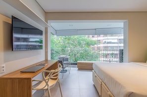 Exclusive Studio | 1 bedroom, iron/ironing board, free WiFi, bed sheets