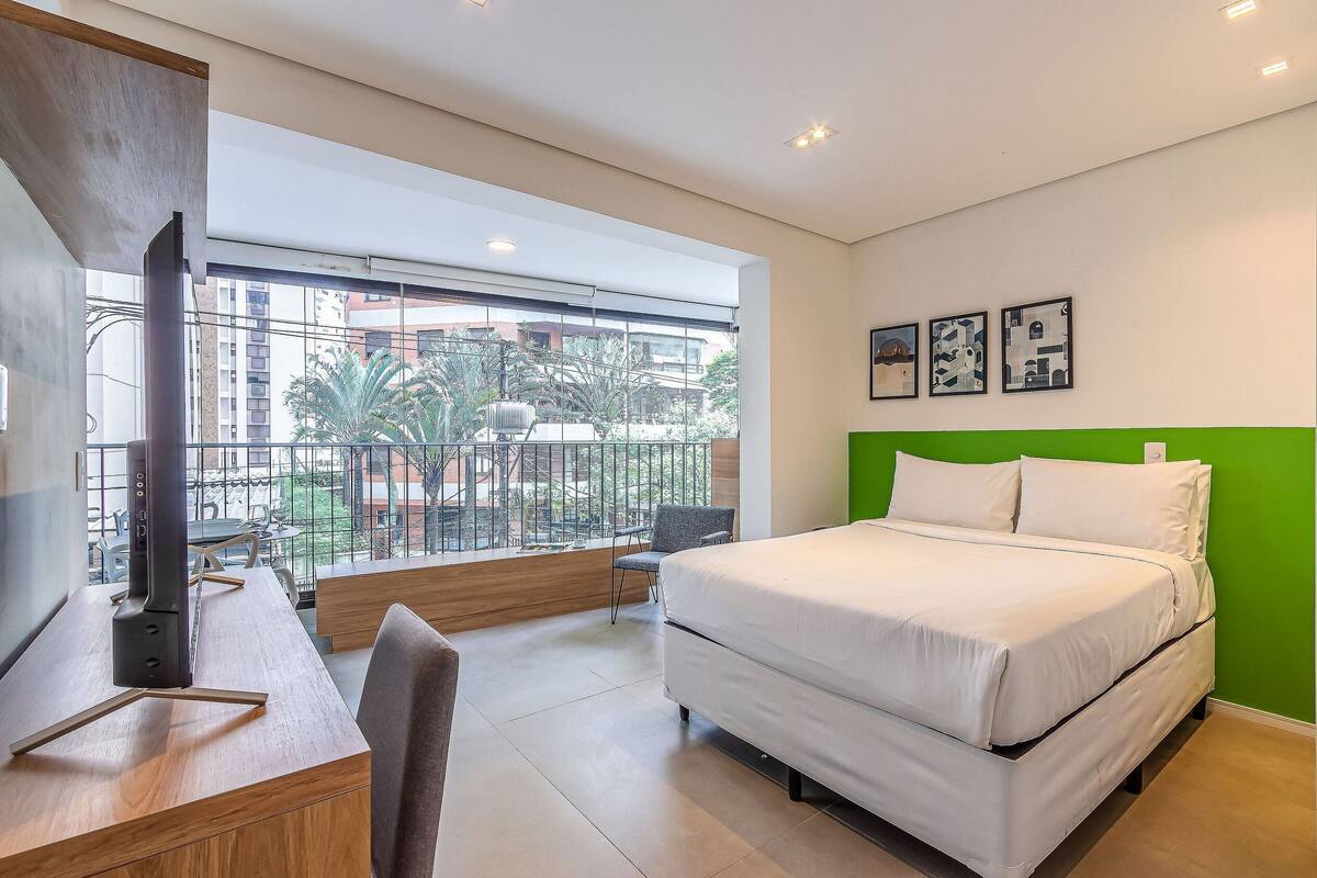 Deluxe-Studio | Bügeleisen/Bügelbrett, kostenloses WLAN, Bettwäsche