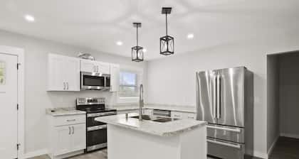 Brand New Apartment The Holton #2 in Big Stone Gap near Lonesome Pine Hospital